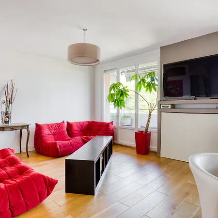 Superbe 3ch Terrasse Vue Sur Et Garage Apartment *